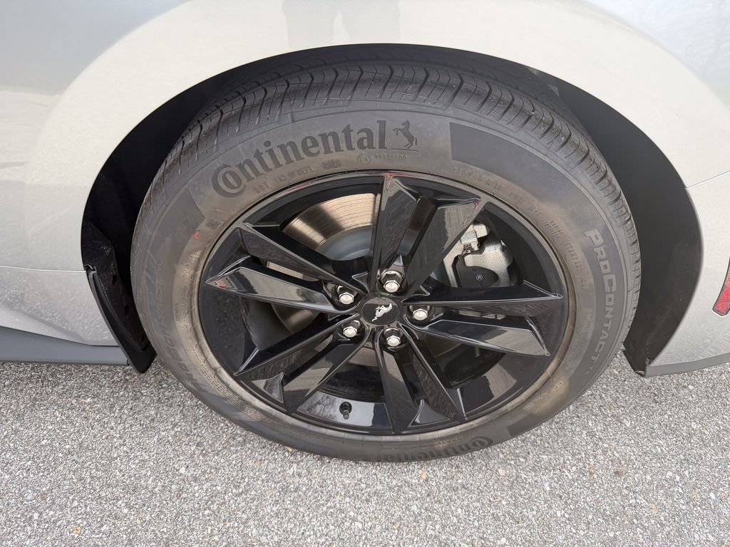 Used 2025 Ford Mustang GT image 38