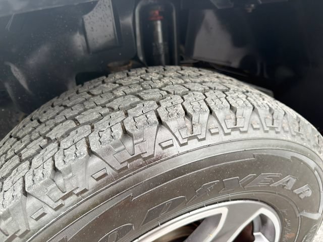 Used 2017 Jeep Wrangler Unlimited Rubicon w/ Connectivity Group AWD/4WD image 26