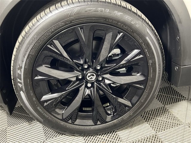 Used 2025 MAZDA CX-90 Plug-In Hybrid w/Premium Sport image 18