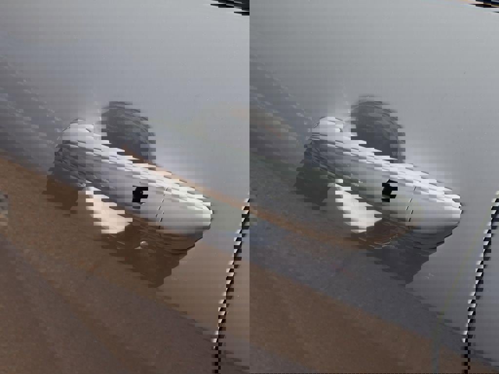 New 2026 Hyundai Elantra Limited image 11