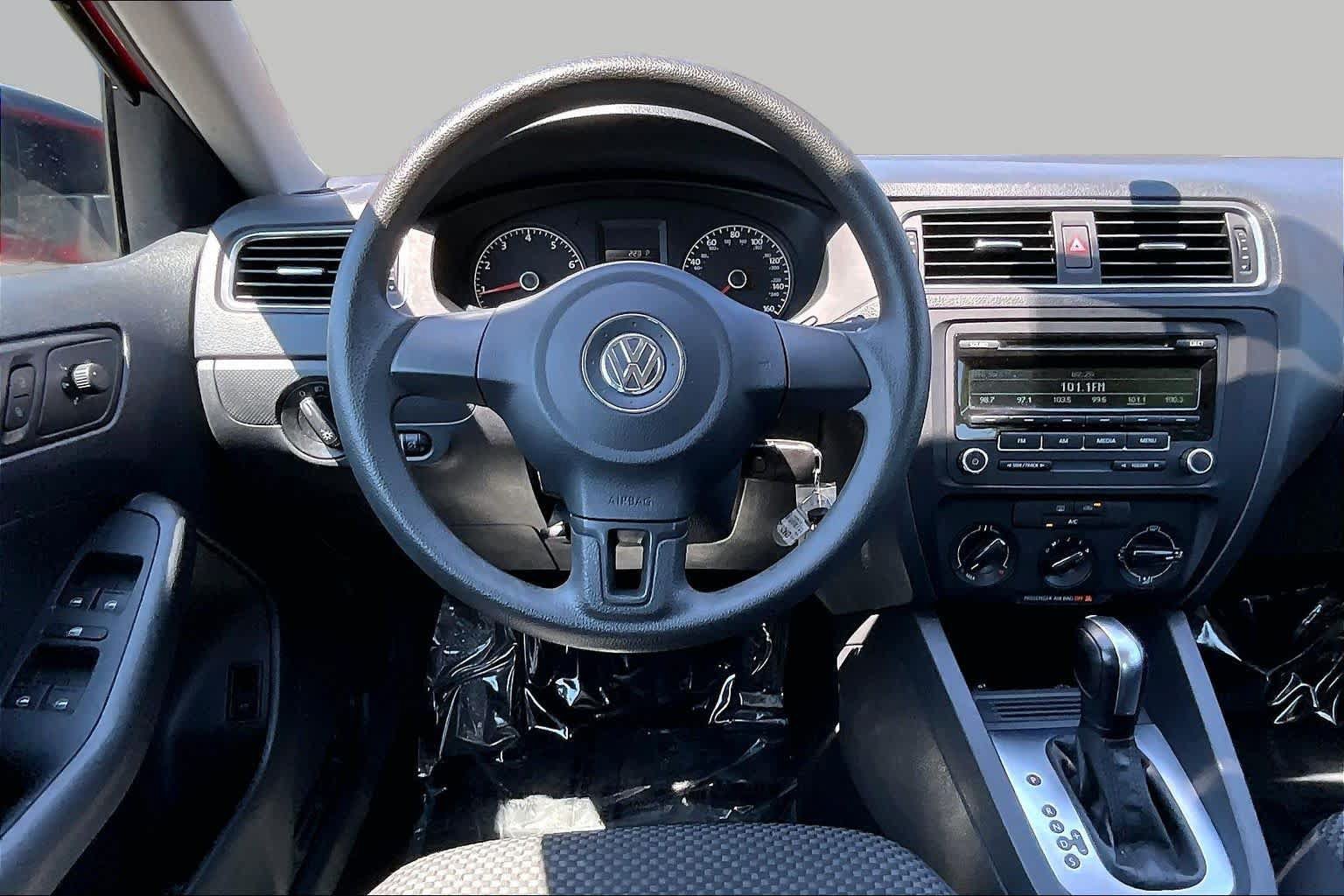 Used 2014 Volkswagen Jetta S FWD image 6