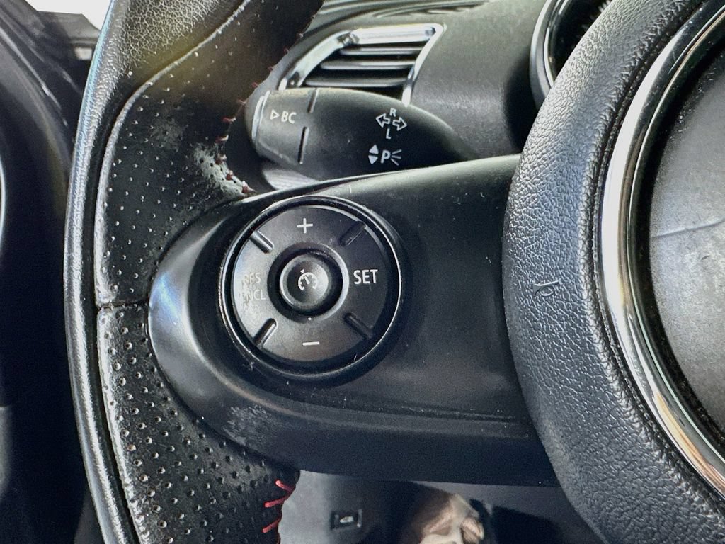 Used 2017 MINI Cooper Clubman S FWD image 25