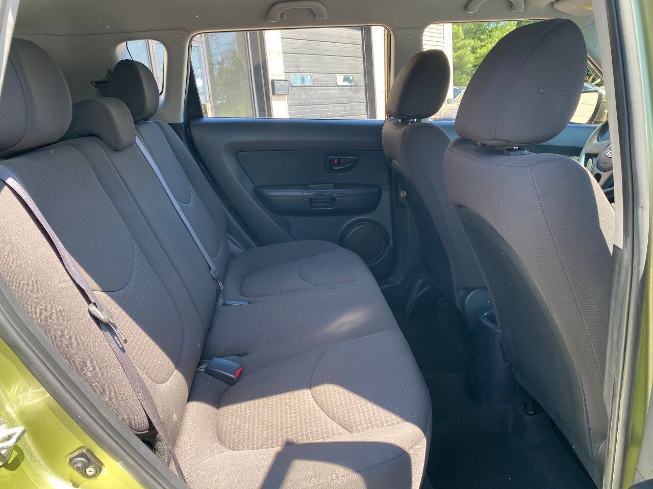 Used 2012 Kia Soul FWD image 21