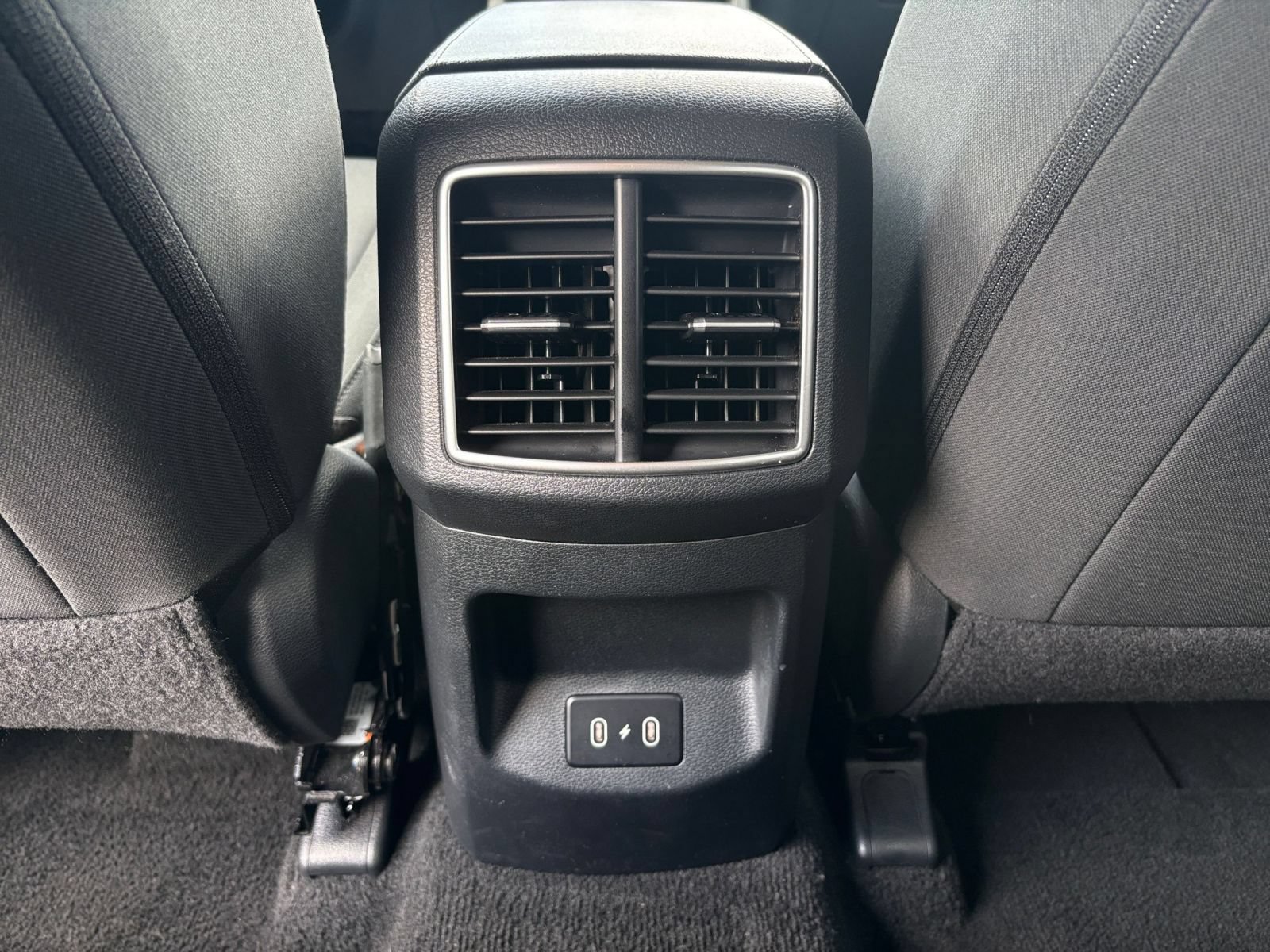 Used 2026 Kia Sportage LX FWD image 21