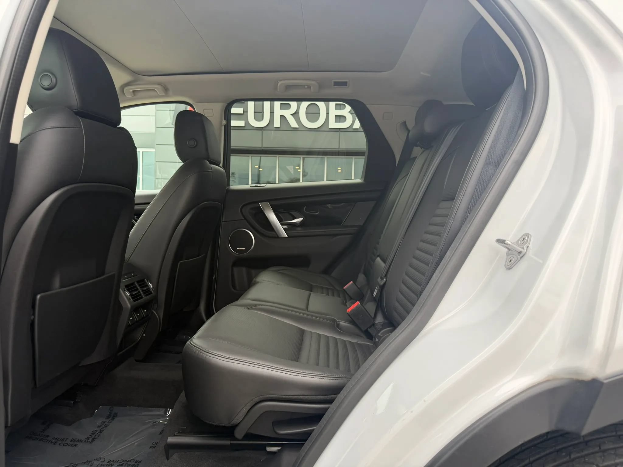 Used 2020 Land Rover Discovery Sport SE AWD/4WD image 44
