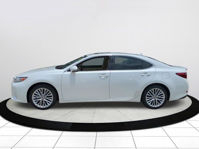 Used 2014 Lexus ES 350 w/ Luxury Package FWD image 6