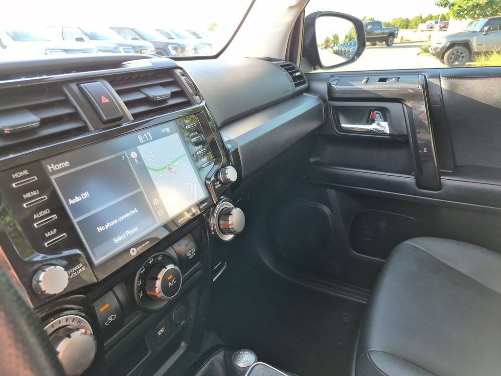 Used 2024 Toyota 4Runner TRD Off-Road Premium AWD/4WD image 26