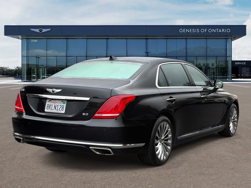 Used 2019 Genesis G90 5.0 Ultimate RWD image 4