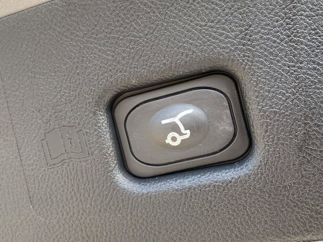 Used 2023 Lincoln Nautilus Reserve image 15