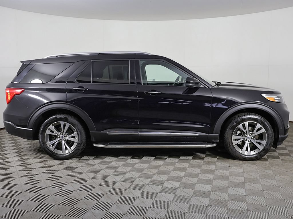 Used 2020 Ford Explorer Platinum w/ Premium Technology Package AWD/4WD image 24