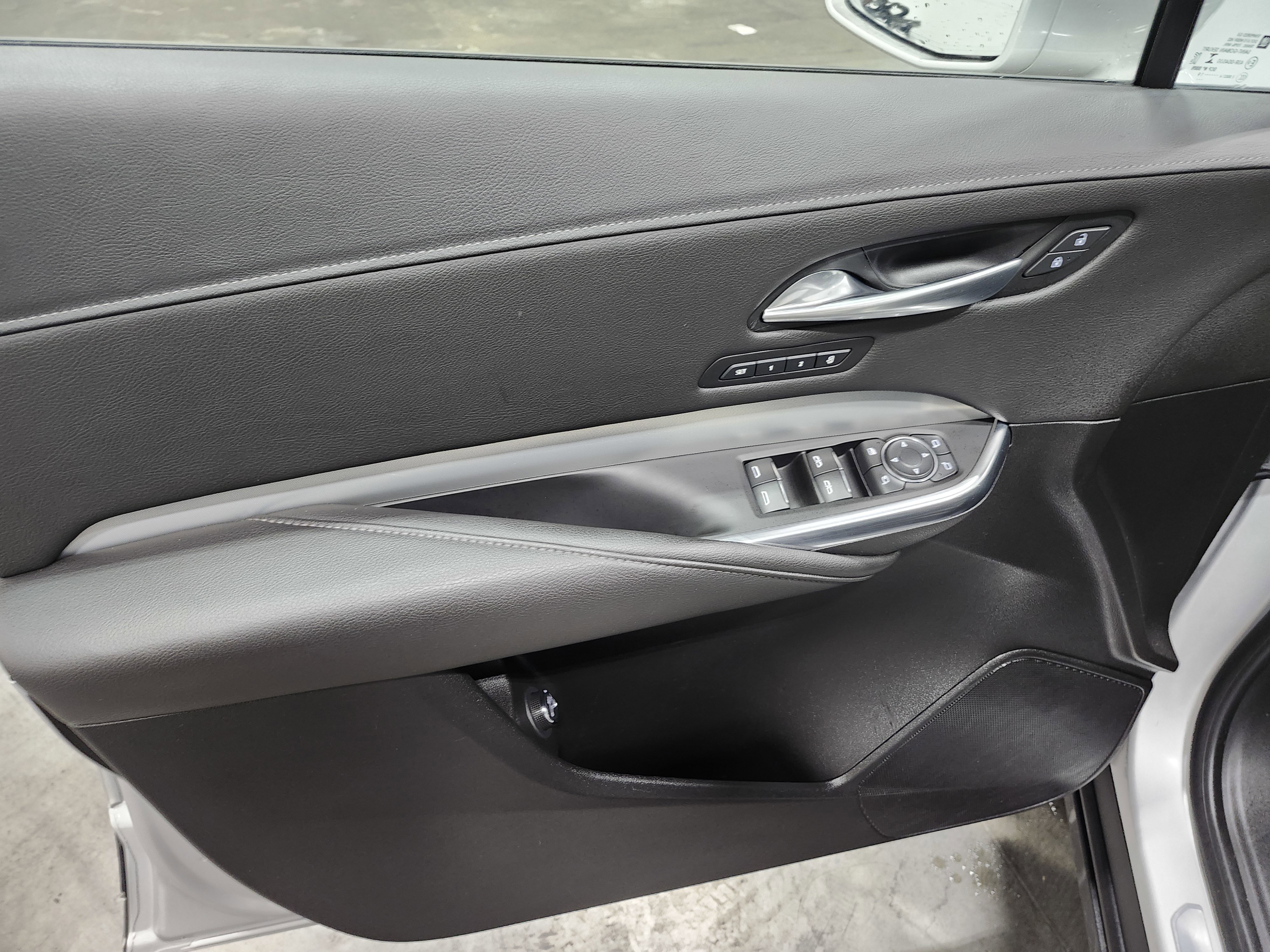 Used 2019 Cadillac XT4 Premium Luxury image 29