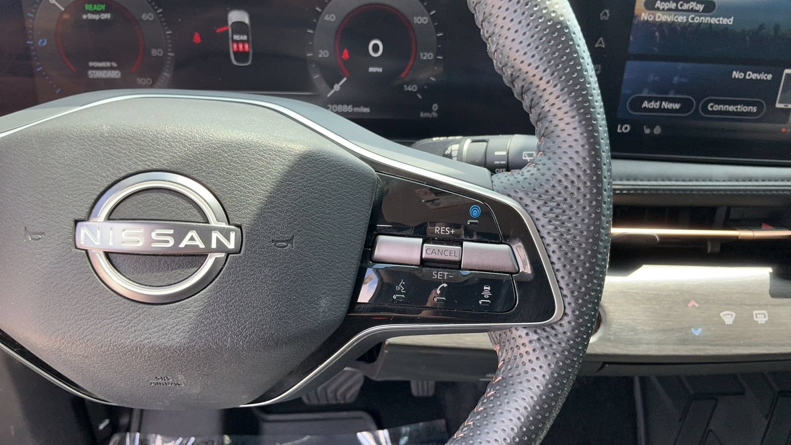 Certified 2025 Nissan Ariya FWD image 29