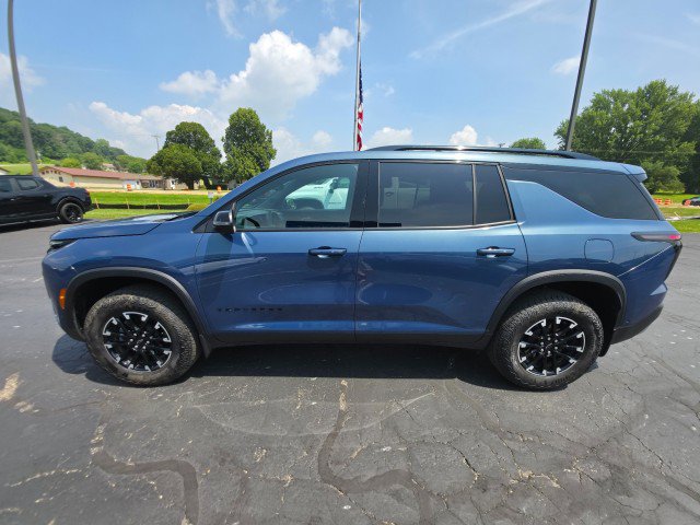 Used 2026 Chevrolet Traverse Z71 w/ Enhanced Driving Package AWD/4WD image 2