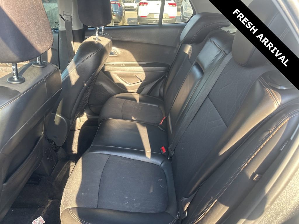 Used 2020 Chevrolet Trax LT w/ LT Convenience Package image 10
