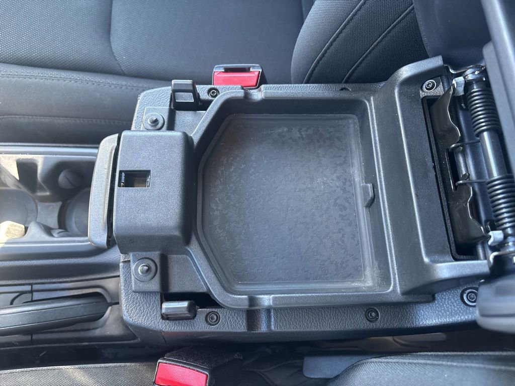 Used 2022 Jeep Wrangler Unlimited Sahara w/ LED Lighting Group image 32