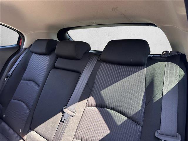 Used 2015 MAZDA MAZDA3 i Touring image 23