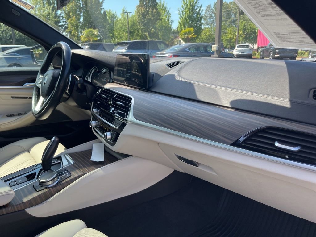 Used 2018 BMW 540i xDrive AWD/4WD image 20