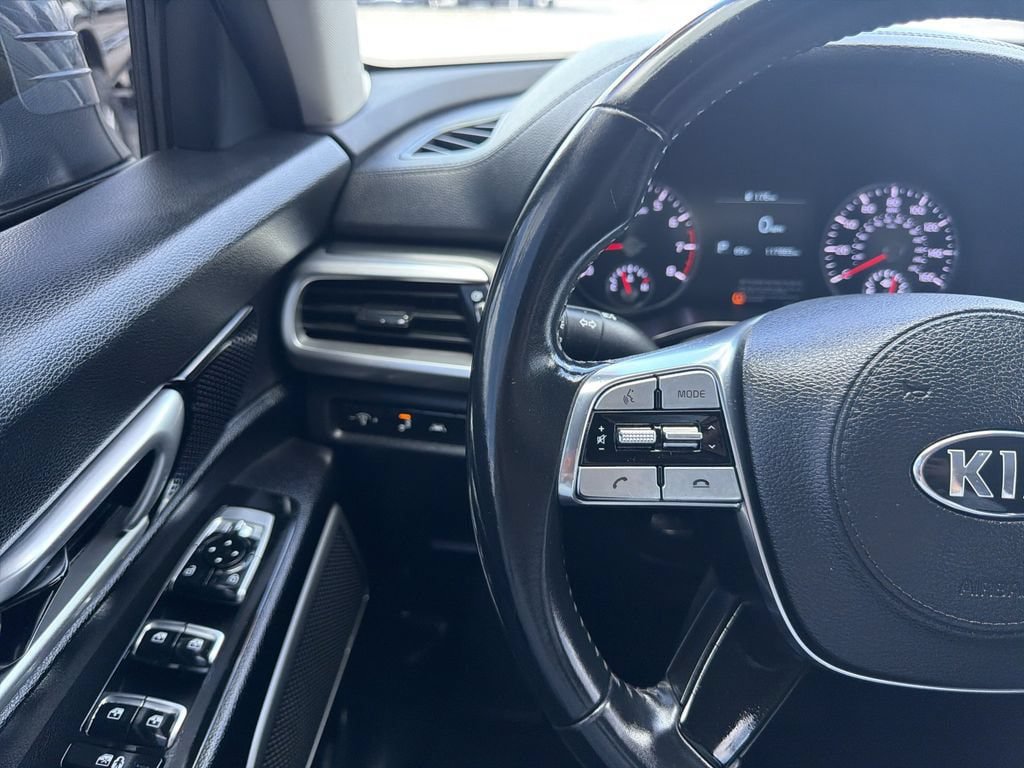 Used 2020 Kia Telluride LX FWD image 26