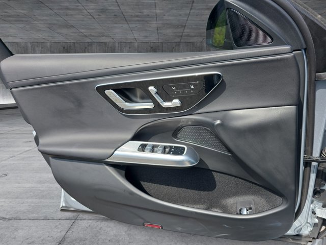 Used 2025 Mercedes-Benz E 450 4MATIC Sedan image 25