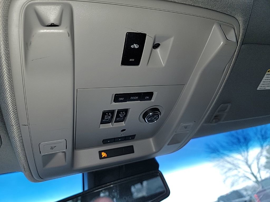 Used 2019 GMC Yukon Denali image 67