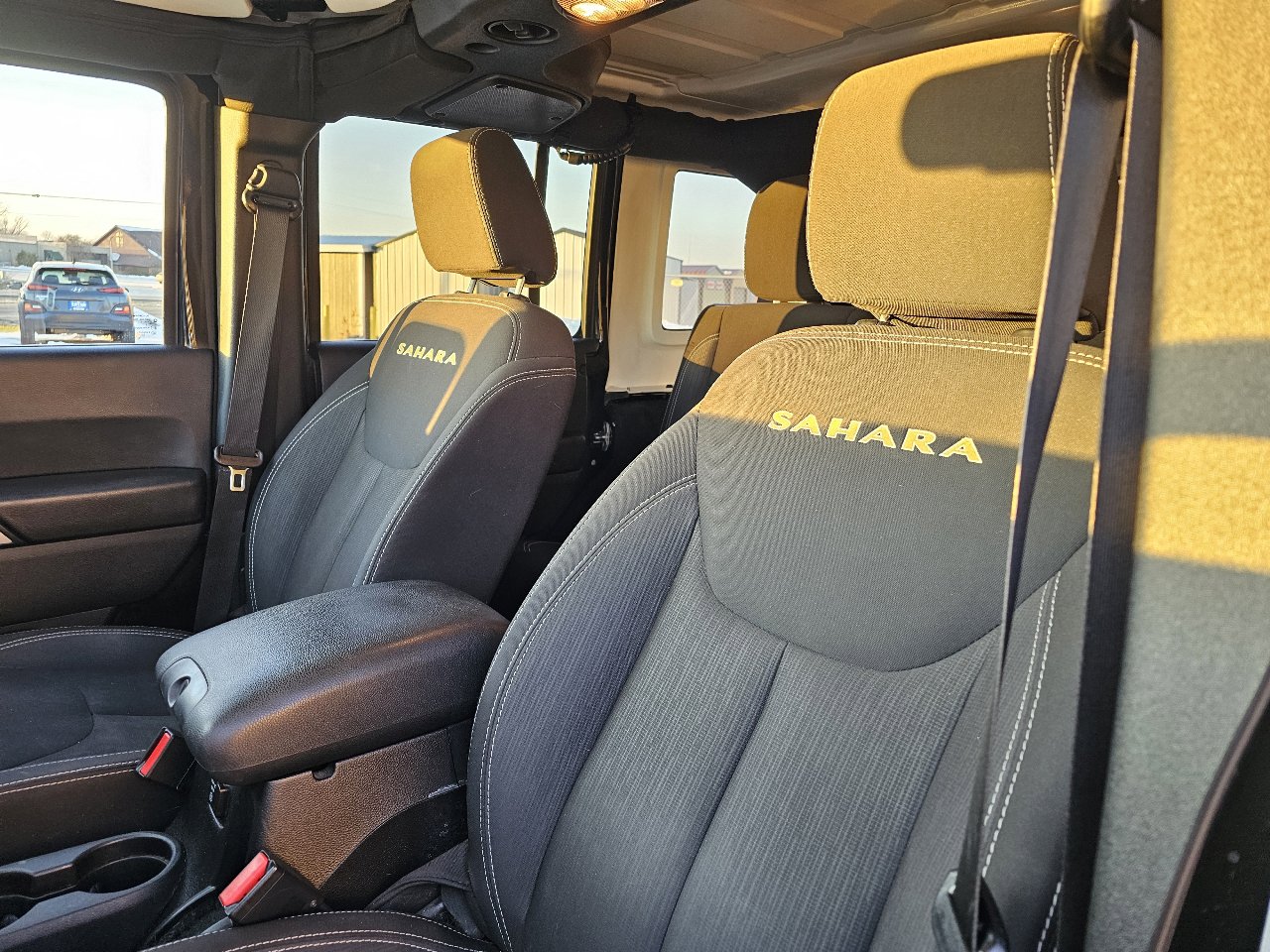 Used 2015 Jeep Wrangler Unlimited Sahara w/ Connectivity Group image 6