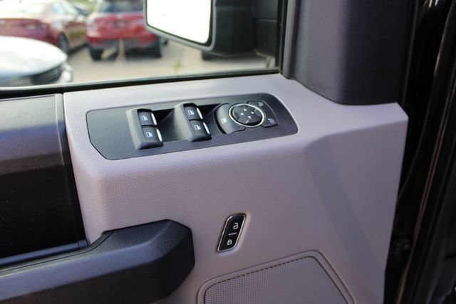 Used 2018 Ford F150 XL w/ Equipment Group 101A Mid RWD image 11