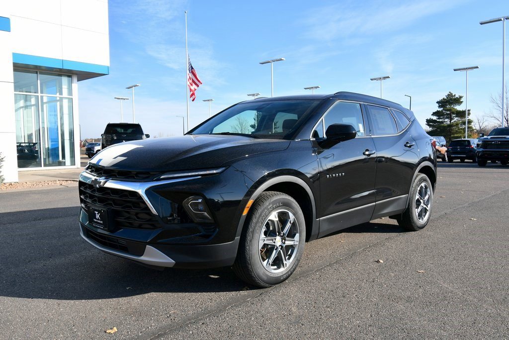 Certified 2024 Chevrolet Blazer LT w/ Convenience Package image 2