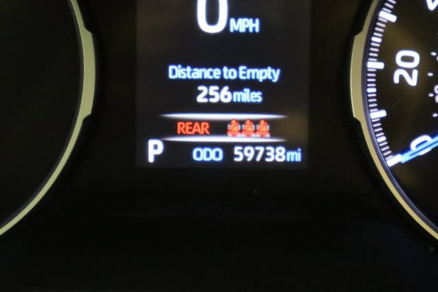 Used 2021 Toyota RAV4 LE w/ Carpet Mat Package (TMS) AWD/4WD image 32