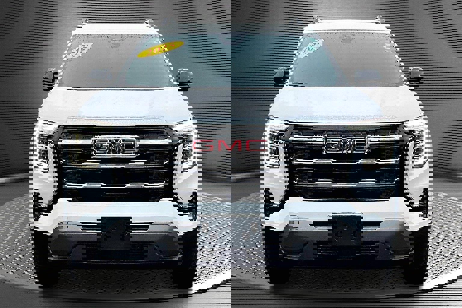 Used 2025 GMC Terrain Elevation w/ Elevation Premium Package image 2