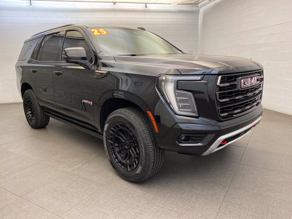 Used 2025 GMC Yukon AT4 Ultimate w/ LPO, Floor Liner Package AWD/4WD image 4