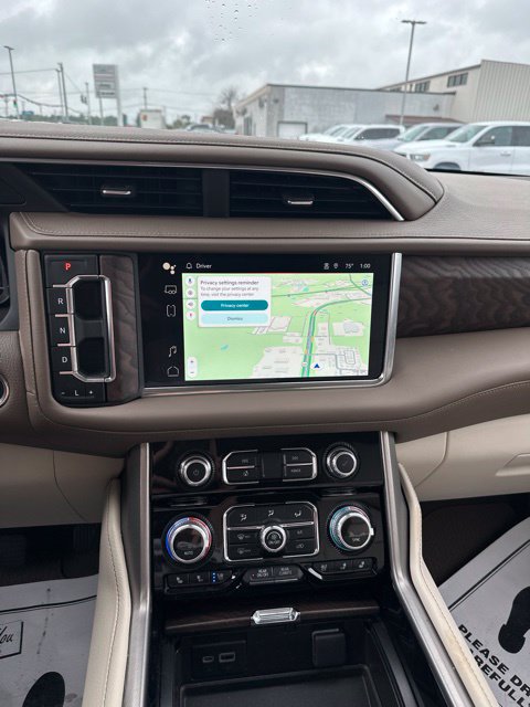 Used 2023 GMC Yukon XL Denali AWD/4WD image 21
