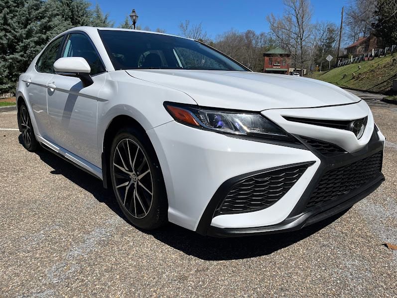 Used 2023 Toyota Camry SE image 31