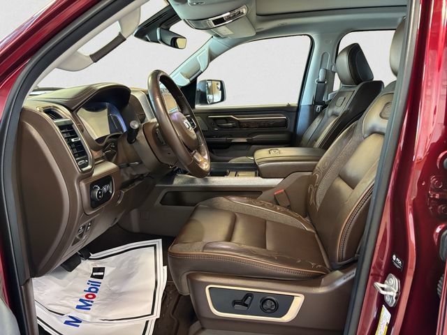 Used 2025 RAM 1500 Limited AWD/4WD image 10