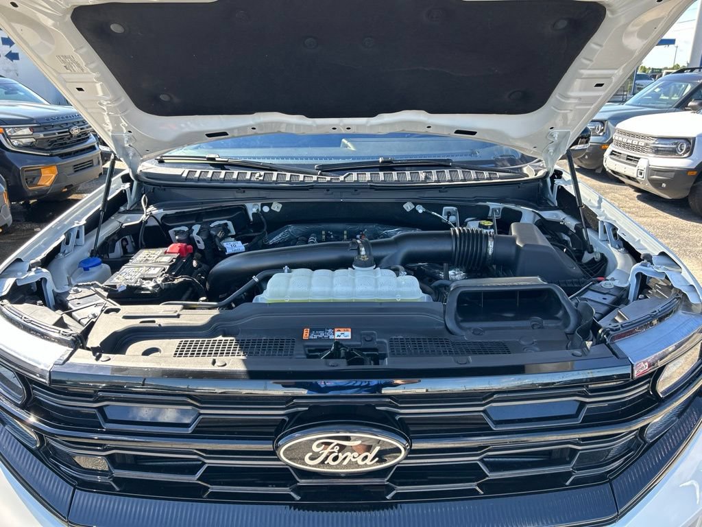 Used 2025 Ford Expedition Platinum w/ Stealth Performance Package AWD/4WD image 58