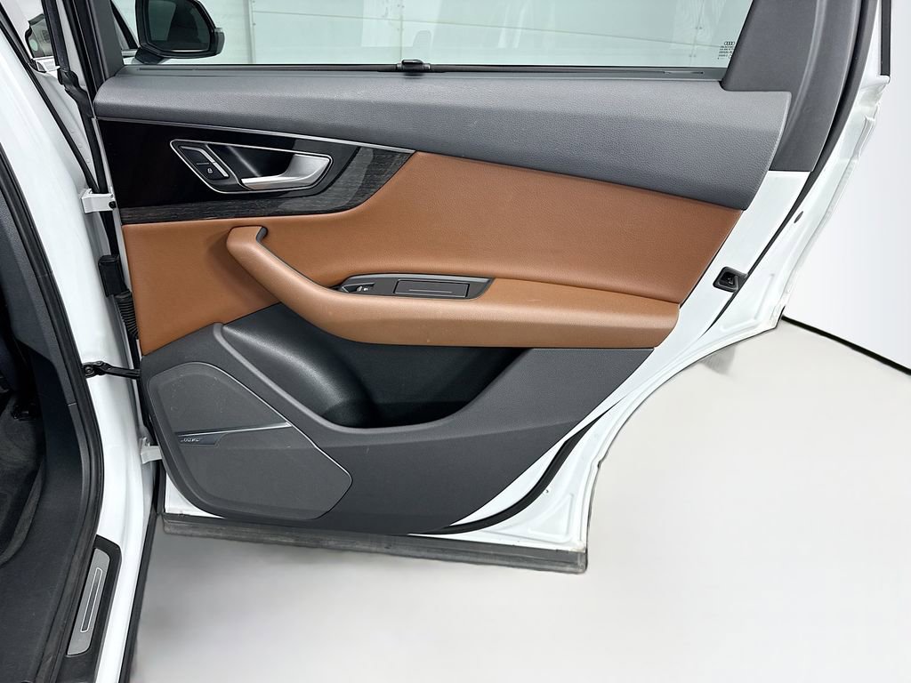 Used 2018 Audi Q7 3.0T Prestige w/ Prestige Package image 26