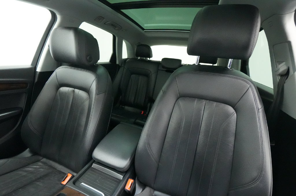 Used 2020 Audi Q5 2.0T Premium Plus w/ Premium Plus Package AWD/4WD image 15