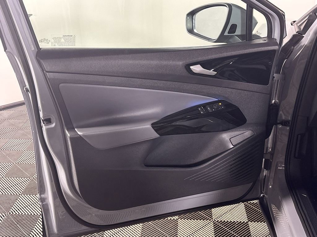 Used 2021 Volkswagen ID.4 Pro image 10