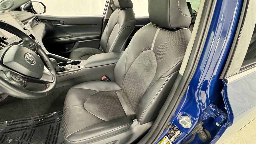 Used 2024 Toyota Camry XSE w/ Navigation Package FWD image 10
