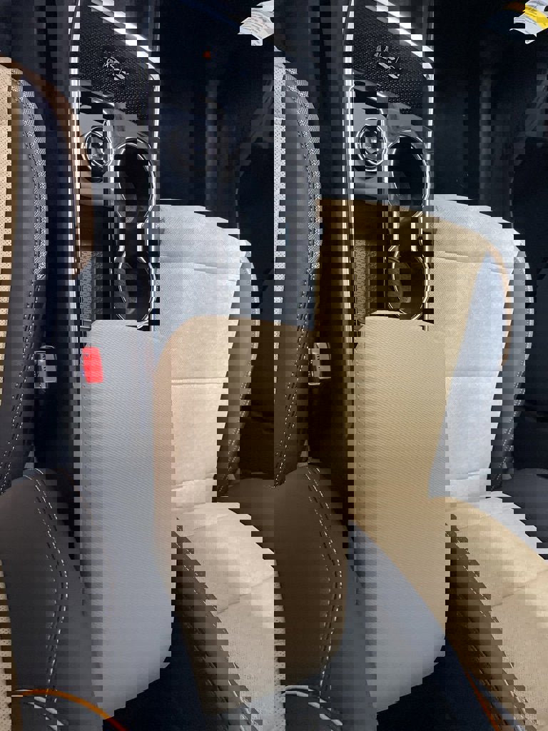 New 2025 Chevrolet Equinox ACTIV w/ Safety and Technology Package image 23