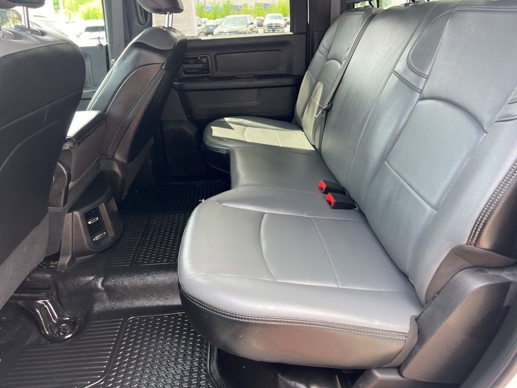 Used 2022 RAM 3500 Tradesman w/ Chrome Appearance Group image 16