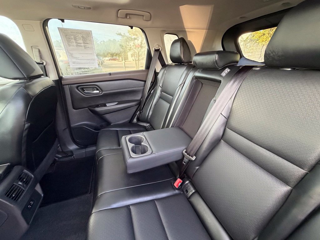 Certified 2022 Nissan Rogue SV w/ SV Premium Package FWD image 27