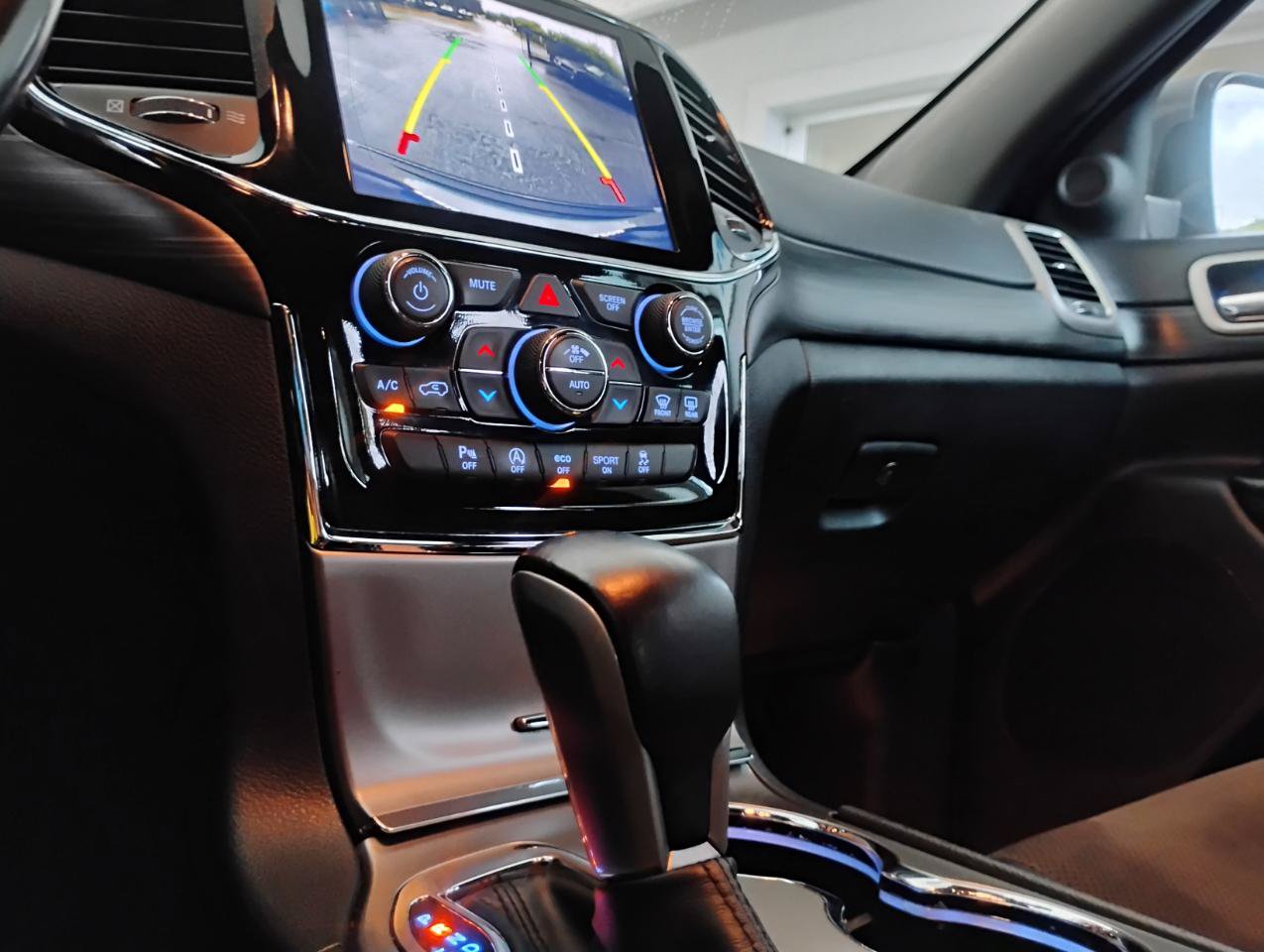 Used 2021 Jeep Grand Cherokee Laredo X RWD image 17