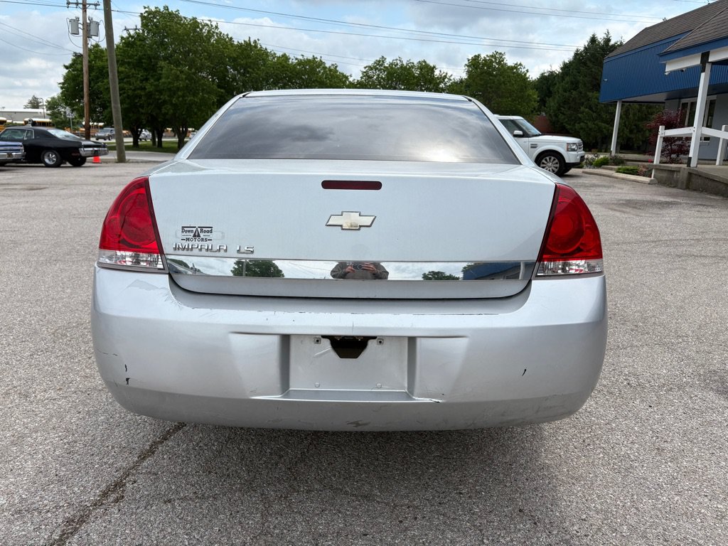 Used 2009 Chevrolet Impala LS FWD image 5