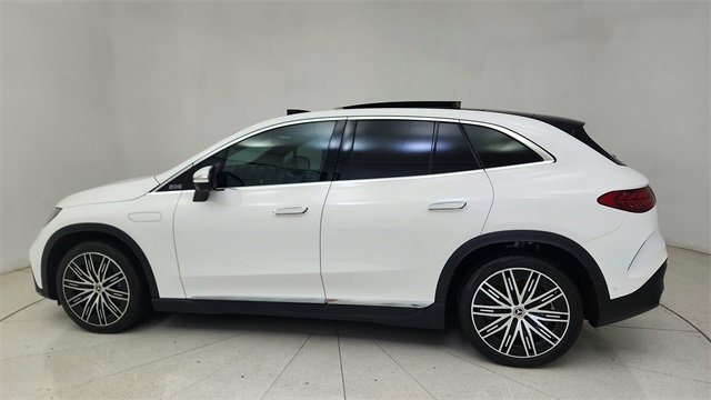 Used 2023 Mercedes-Benz EQE 500 4MATIC SUV w/ Exclusive Trim Package image 4