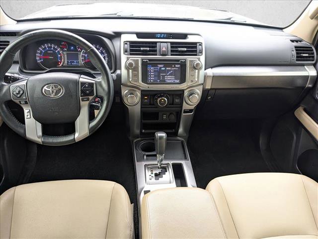 Used 2018 Toyota 4Runner SR5 Premium image 13