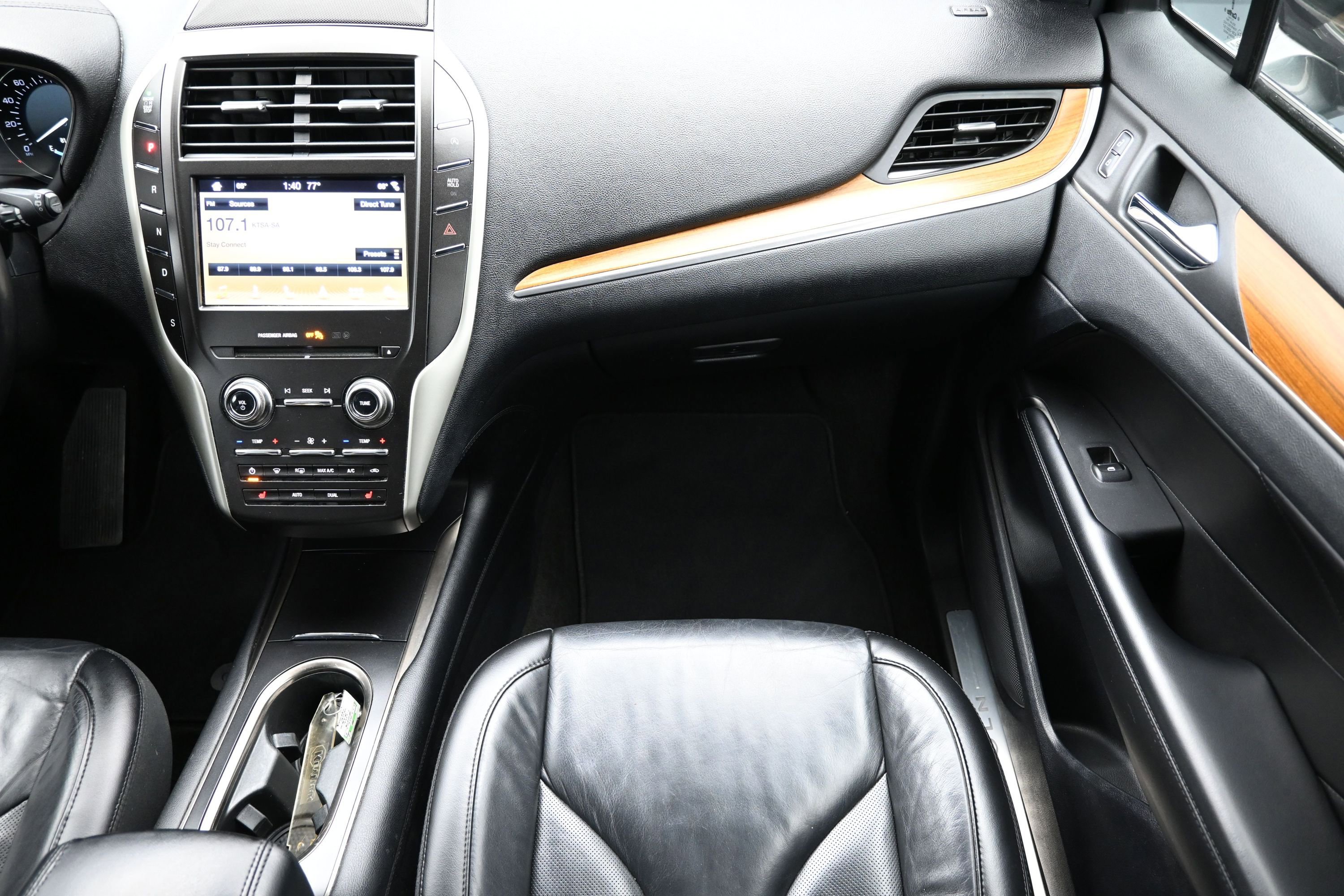 Used 2019 Lincoln MKC Select w/ Select Plus Package FWD image 38