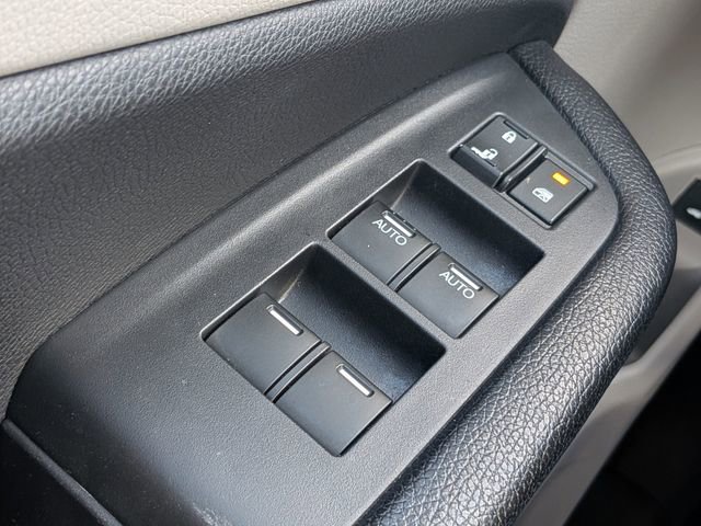 Used 2016 Honda Pilot Touring image 25