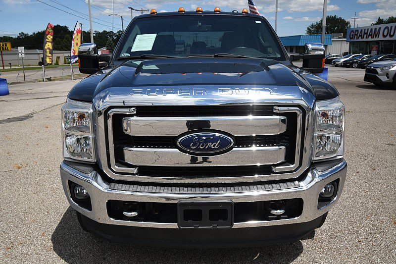 Used 2015 Ford F250 XLT w/ XLT Premium Package AWD/4WD image 2