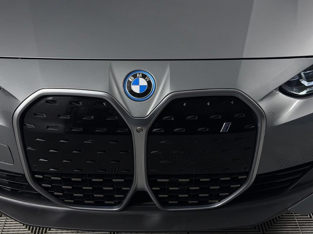 Used 2023 BMW i4 eDrive35 w/ Parking Assistance Package RWD image 10