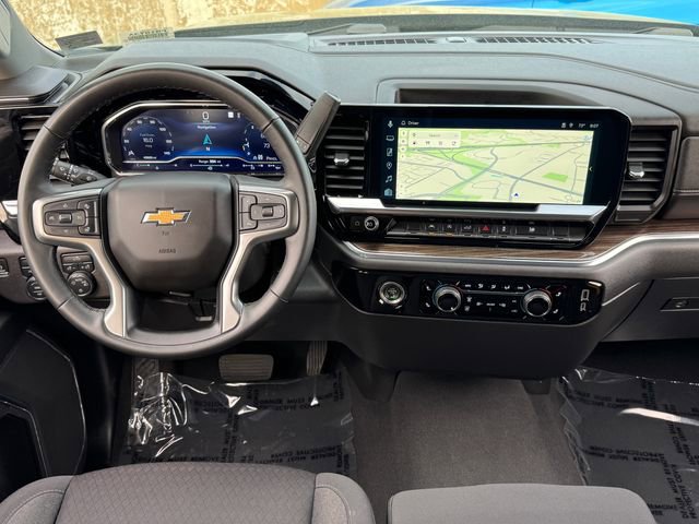 Used 2023 Chevrolet Silverado 1500 LT AWD/4WD image 4